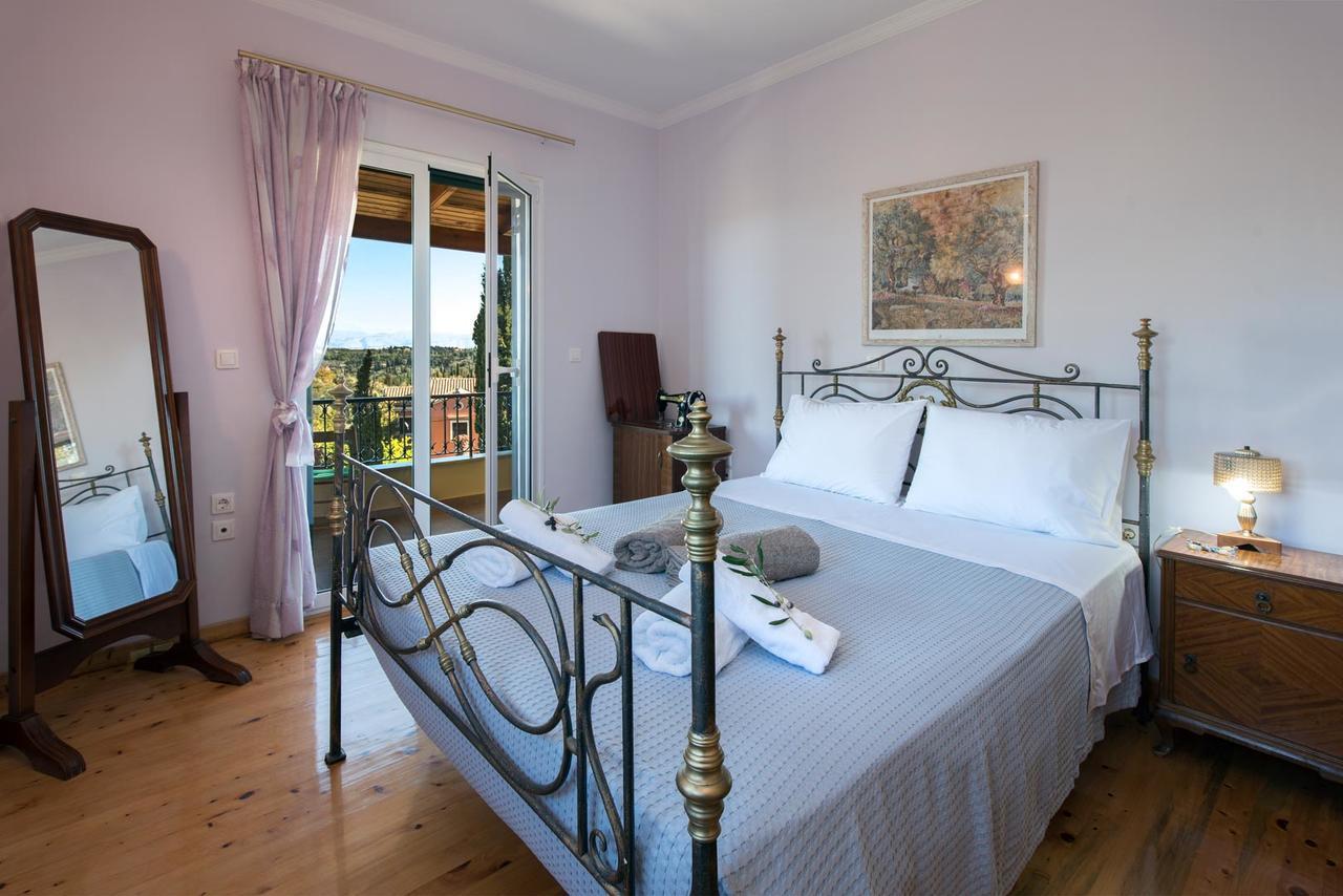 Gogles House Guest House Agioi Deka  Ngoại thất bức ảnh